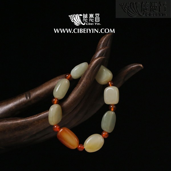 和田玉随形籽料手串(紅色配珠)（中）