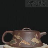 紫砂壺 底款：楊寶年
