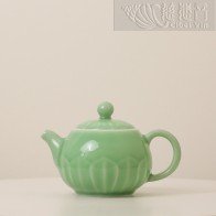青瓷茶具系列-蓮瓣茶壺