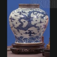清代青花五爪雙龍聚寶罐