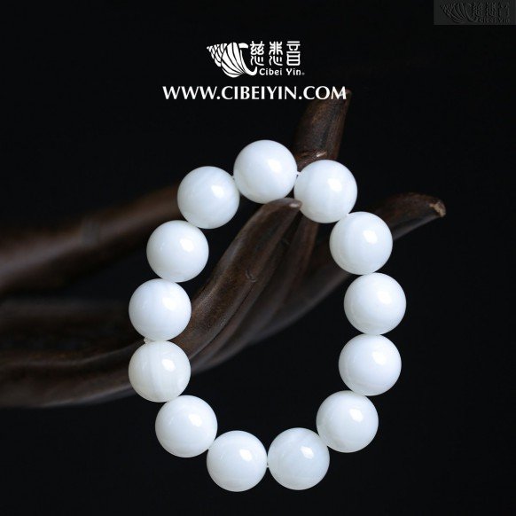 半透硨磲手串 (16mm)