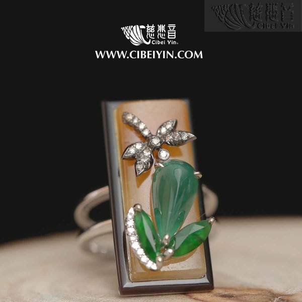 "金玉良缘"翡翠戒指
