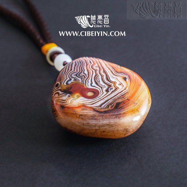 "焰光四射"玛瑙手把件(大)-069