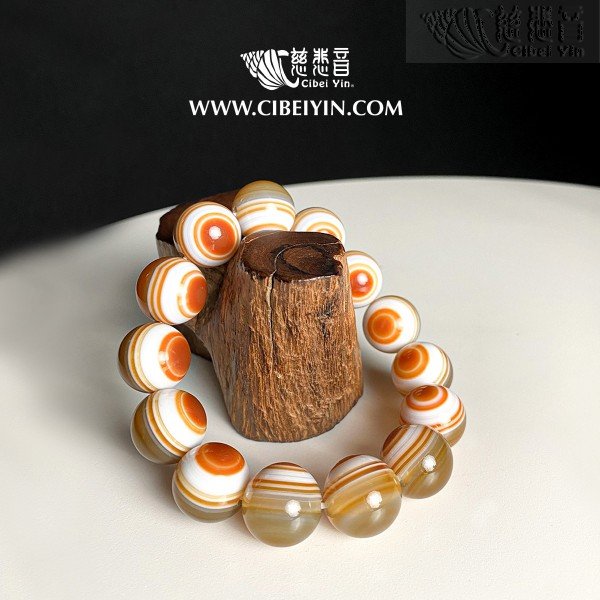 天然玛瑙红色天眼珠A级手串-015