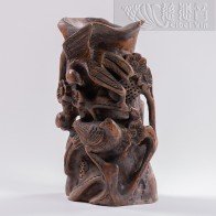 喜鹊登枝笔筒