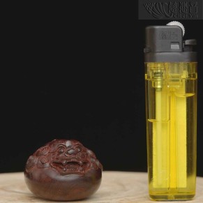 小叶金星紫檀手把件 301-7