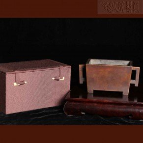 明代宣德年制金碧辉煌马槽型方炉