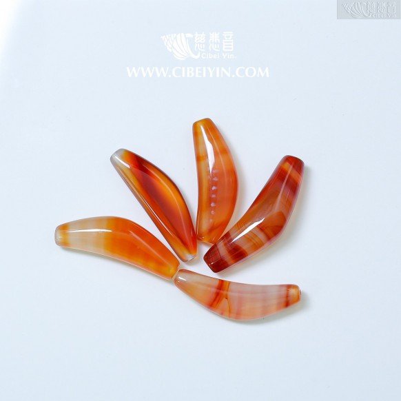 牛角形天珠（天然红缠丝玛瑙）-AA2款
