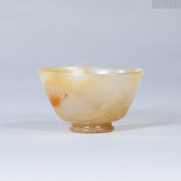 大雁归来玛瑙杯