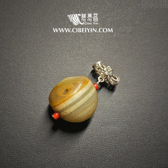 "一点就通"大玛瑙挂坠406-4