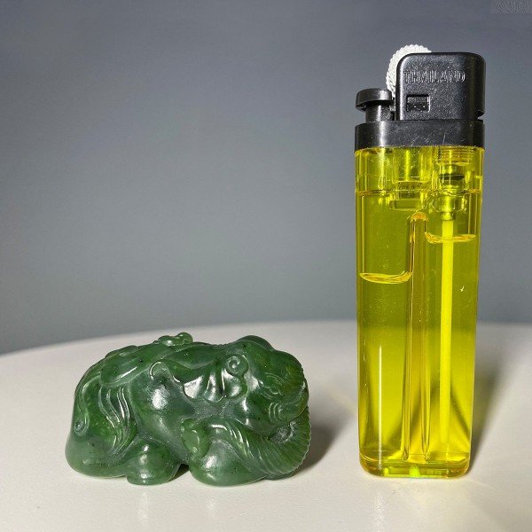 和田碧玉手把件-(吉象) 慈悲音