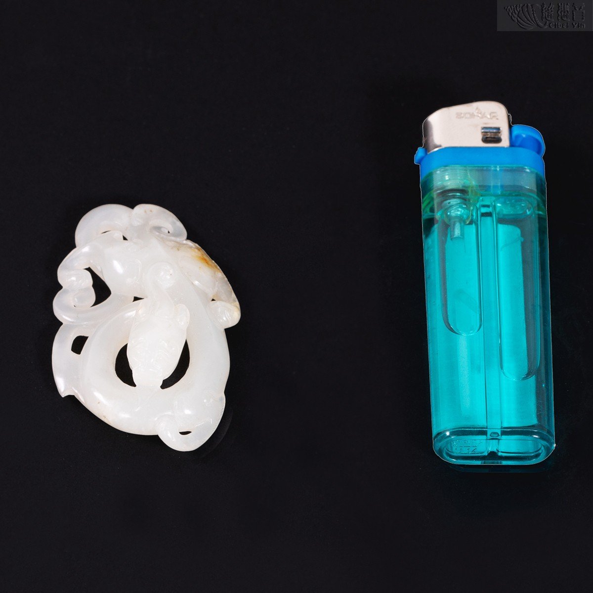 Qing Dynasty 19th Century Suet White Jade Chilong Pendant CiBeiYin