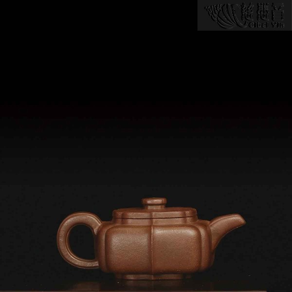 Wang Haitao's Fu-shaped Old Zisha Pot Over 60 Years