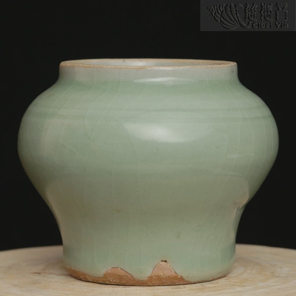 Small jar with green glaze,Yuan dynasty