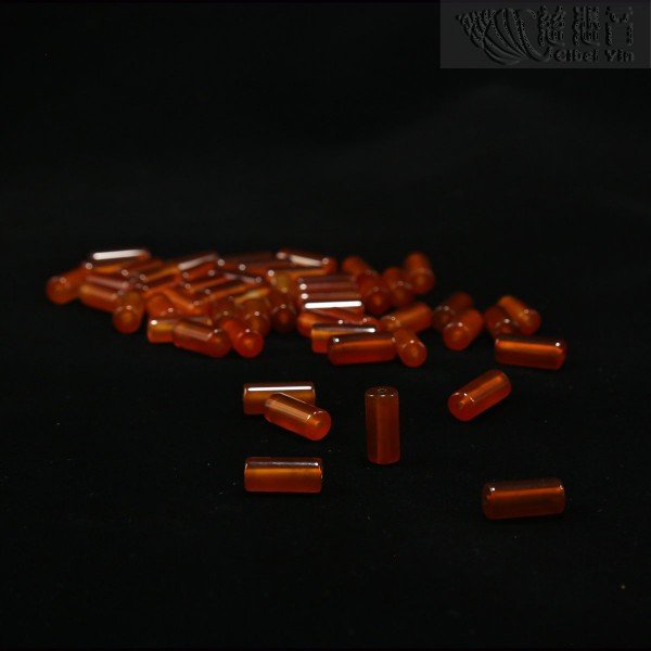 Old agate beads  (pcs)