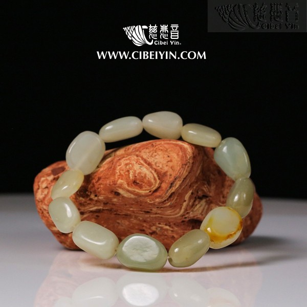 Hetian Jade Natural-Shaped Seed Bracelet（S）
