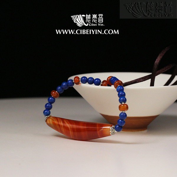 Horn-Shaped Dzi Bead- Special Grade  Necklace-A7