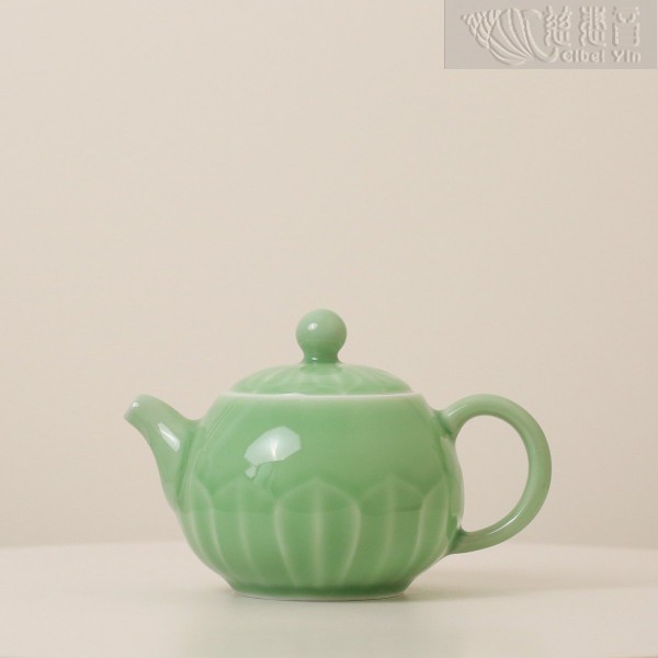 Celadon Teaware Series – Lotus Petal Teapot