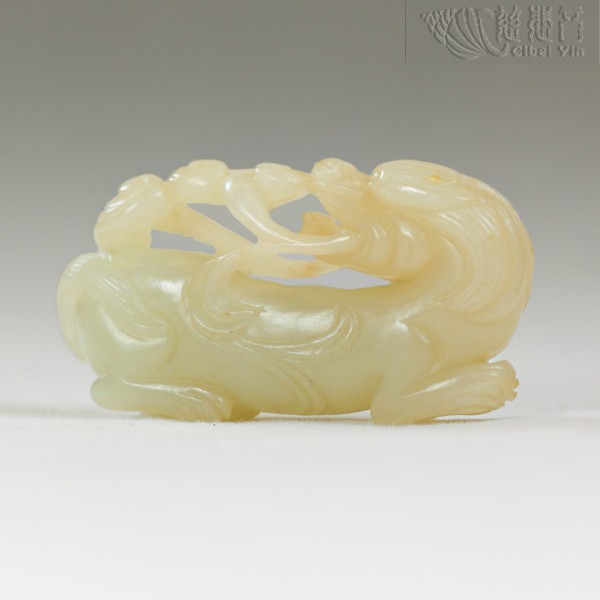 A White Jade Mythical Beast (Qing Dynasty)
