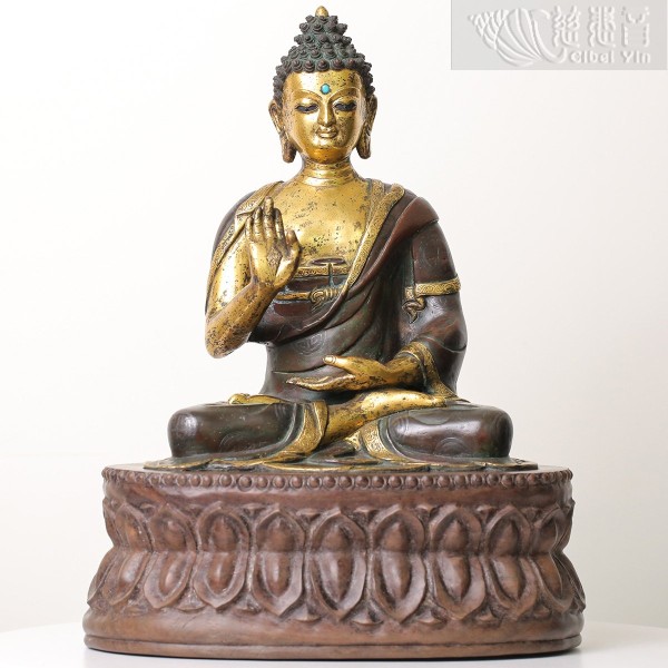 18th-Century Gilt-Bronze Nepali Amitābha Buddha