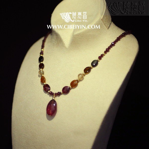 "Rose House" Colored Denier Tourmaline Necklace