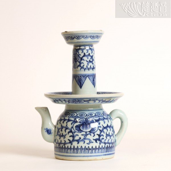 Ming dynasty  Blue and White Ceramic Candlestick