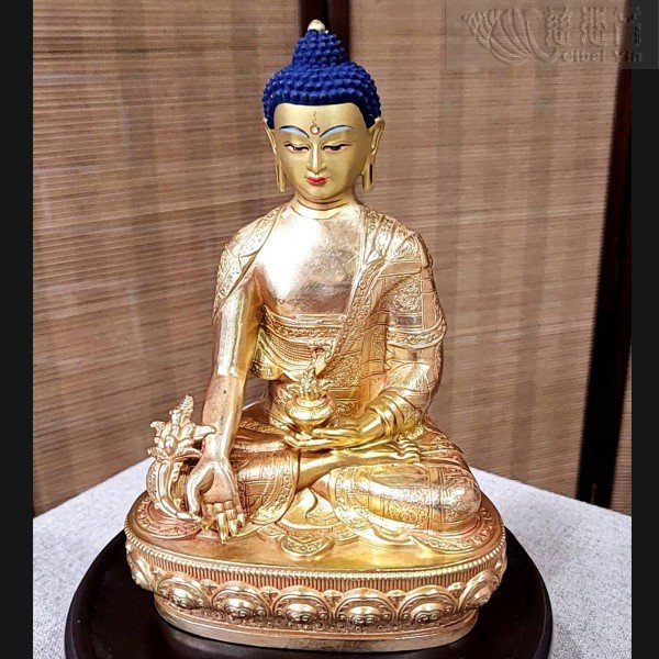 Gilt bronze - Medicine Buddha statue (16cm)