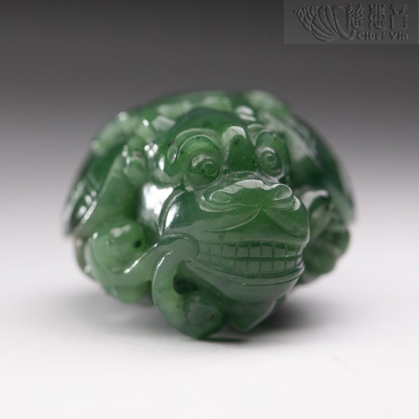 Handheld Hetian Jade Dragon-head turtle 