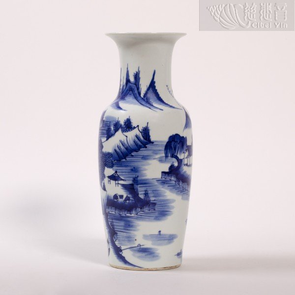 Kangxi Prosperous Era Blue and White Porcelain Vase from the Qing Dynasty