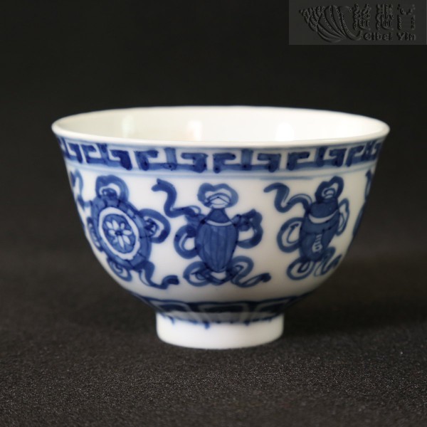 Blue and White Tea Cup with Eight Buddhist Emblems