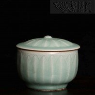 Ceramic bowl with Lotus Pattern