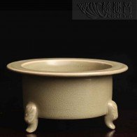 Tianyuan three-legged incense burner