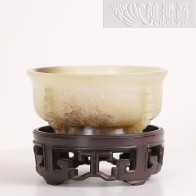 18th Century A Fine White Jade Ritual Food Vessel, GUI