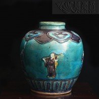 A Porcelain Vase with Blue Glaze