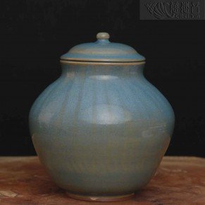 "Joyful"Taiwan Jun-ware Tea Jar