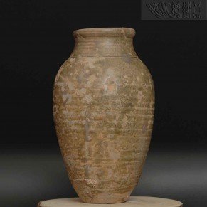 Northern and Southern Dynasties Green-Glazed Precious Jar
