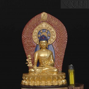 Medicine Buddha (On Grandmaster JinBodhi’s altar table )