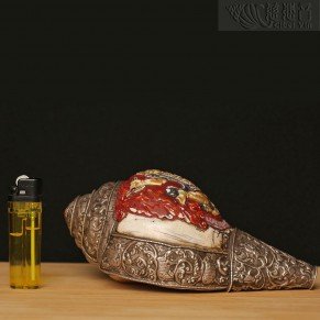 Nepal 19th century Painted Conchshell with brass mounting