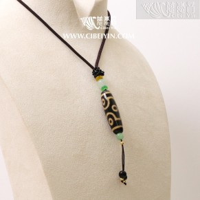 Six-Eyed Dzi Bead Necklace – 38 mm – Random Shipment