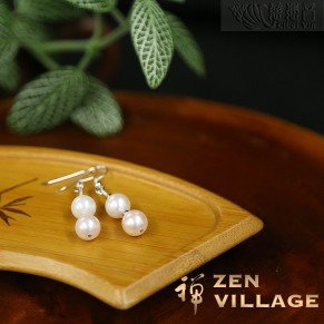 Sea Cultured Pearl Earings