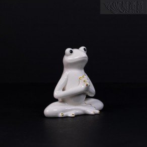 Meditation Froggie – Prayer (White)