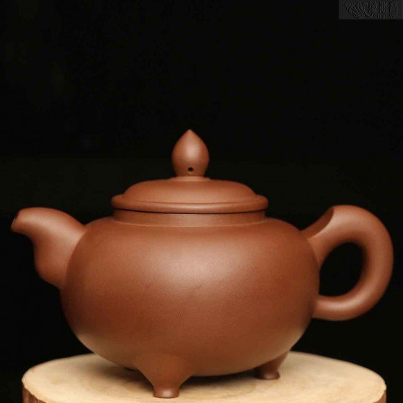 Inscribed by Chang Hong, Li Junbi Zisha teapot