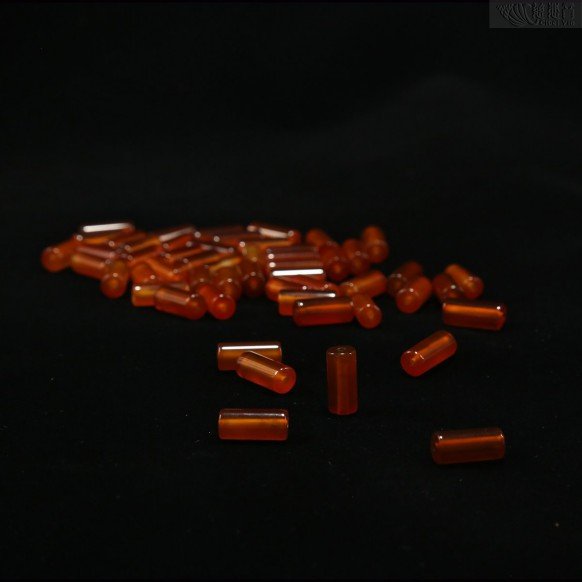 Old agate beads  (pcs)
