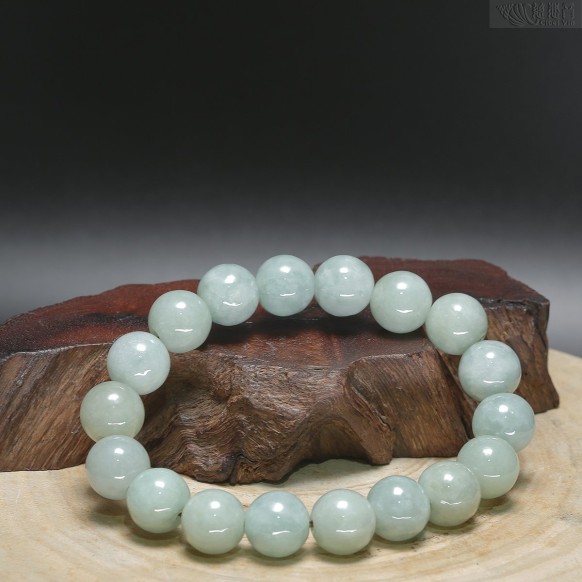Jadeite bracelet(man)