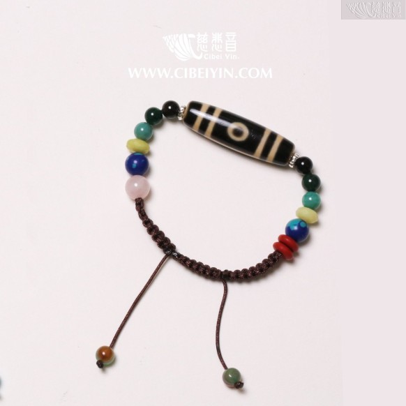 Two-Eyed Dzi Bead Bracelet – 38 mm – Random Shipment