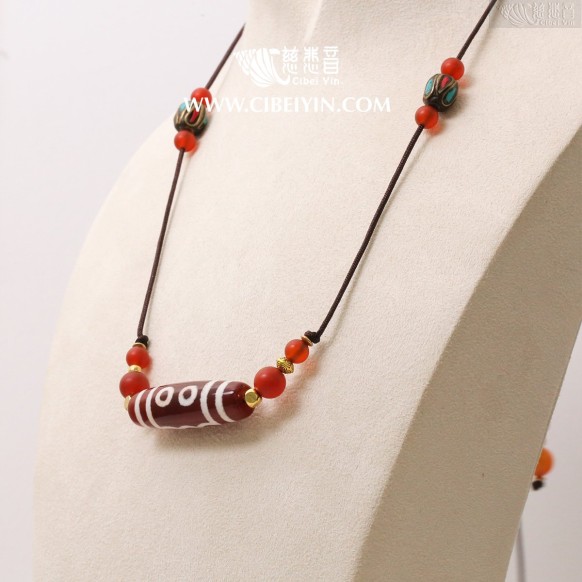 Auspicious Protective Dzi Bead Necklace – 38 mm – Random Shipment