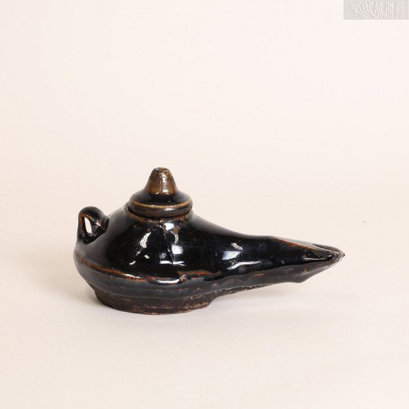 Song Dynasty Thousand-Year Black Glaze Clay Oil Lamp-3