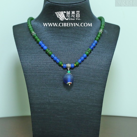 Glazed Crystal Necklace 1A-A