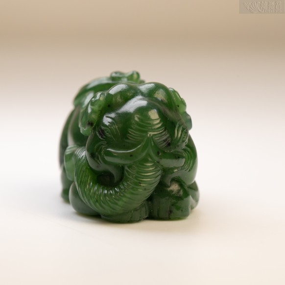 "Enfeoffed as a noble or appointed as a high official"Handheld Hetian Jade Elephant