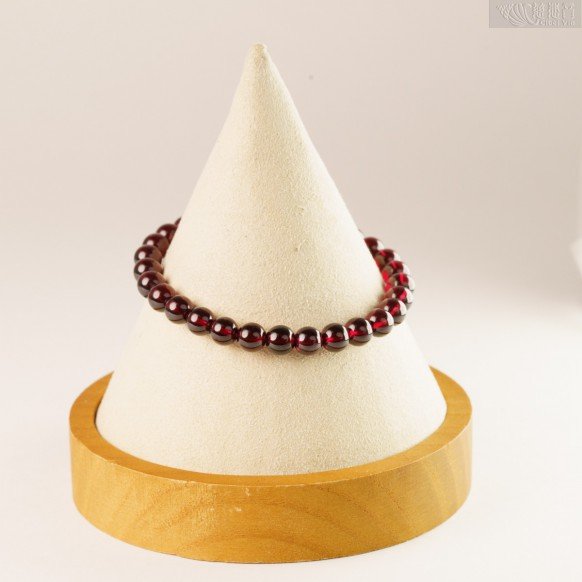Garnet Bracelet 6mm